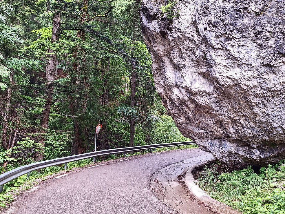 Auf der Südrampe der Transrarau Auf der Südrampe der Transrarau